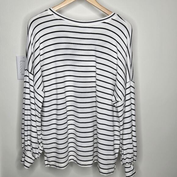 CABI Relaxed Fit Casual White and Black Striped Women's Longsleeve Veck Top - Picture 5 of 10